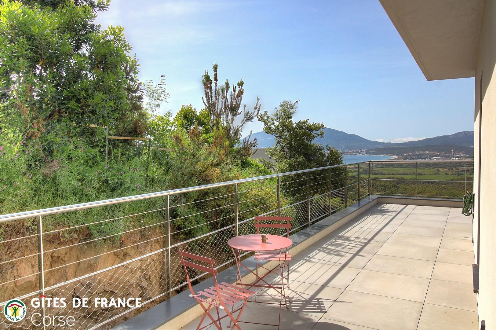 Chambre d'hôtes à Sainte-Lucie de Porto-Vecchio, le Sud Corse :terrasse chambre 2 photo 44