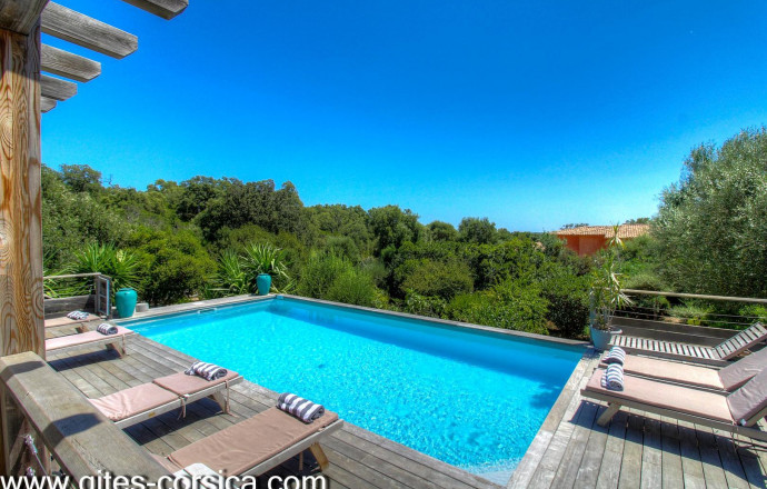 Chambre d'hôtes à Sainte-Lucie de Porto-Vecchio, le Sud Corse : la piscine N ° bed and Breakfast21691 SAINTE LUCIE DE PORTO VECCHIO - Corse - L'Aria Mezzana - Chambre d'hôtes à Sainte-Lucie de Porto-Vecchio, le Sud Corse : la piscine